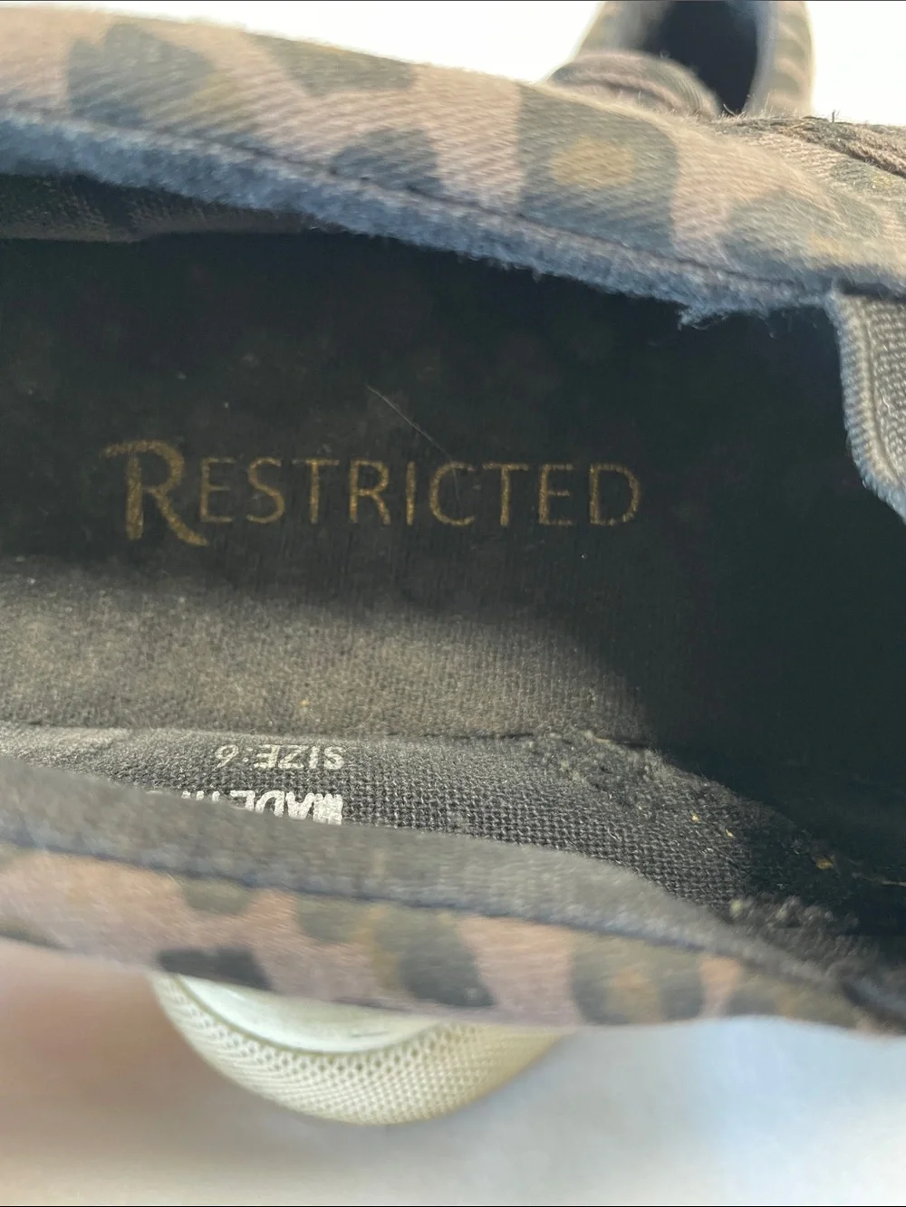 Restricted stylish slip